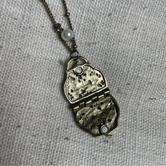 Lucky Brand locket necklace with a pearl - Picture 1 of 3